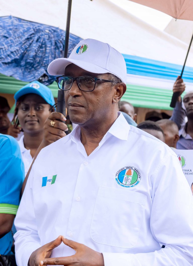 Gicumbi: Residents welcome PSD’s pledge to extend Mutuelle cover in all pharmacies